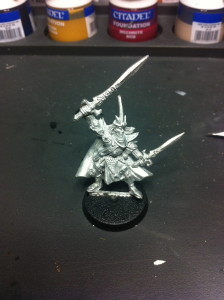 Tues's Tutes - Cleaning Miniature - Warhammer Quest Elf Miniature